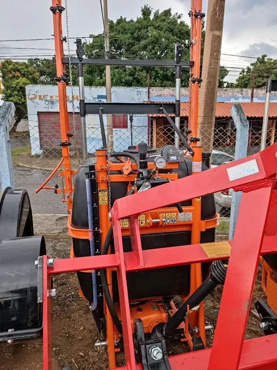 Pulverizador 600 Litros Bomba 75 Pecuário e de Barras Novo! - Foto 2