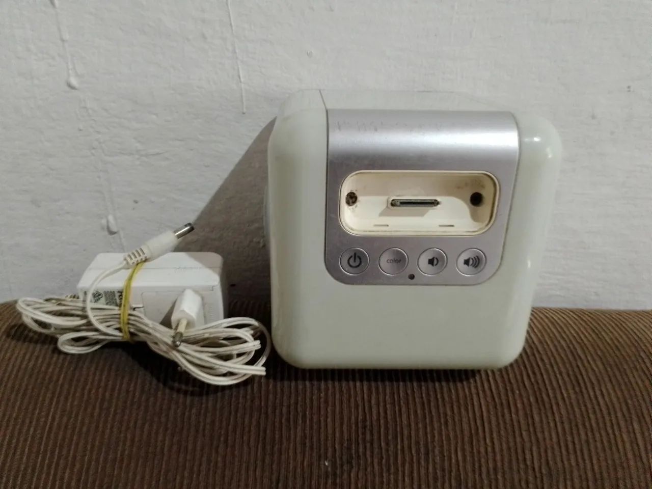 Caixinha iHome de Som 