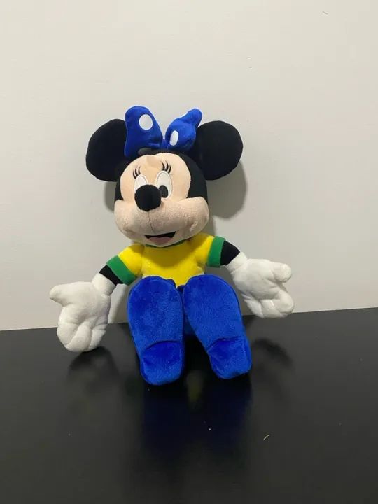 Boneca Minnie Mouse Pelúcia - Foto 2