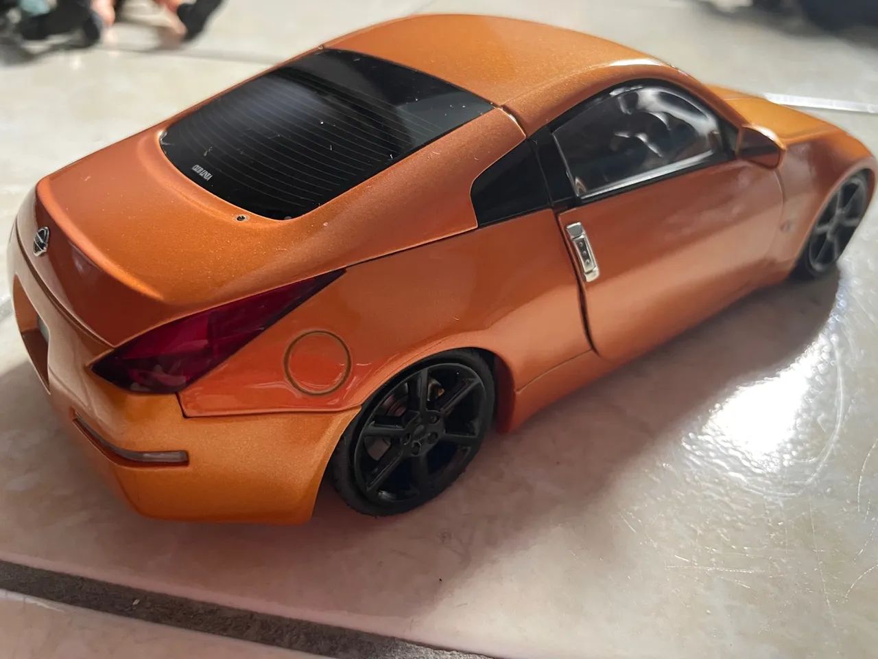 Nissan Z 1/18 - Foto 4