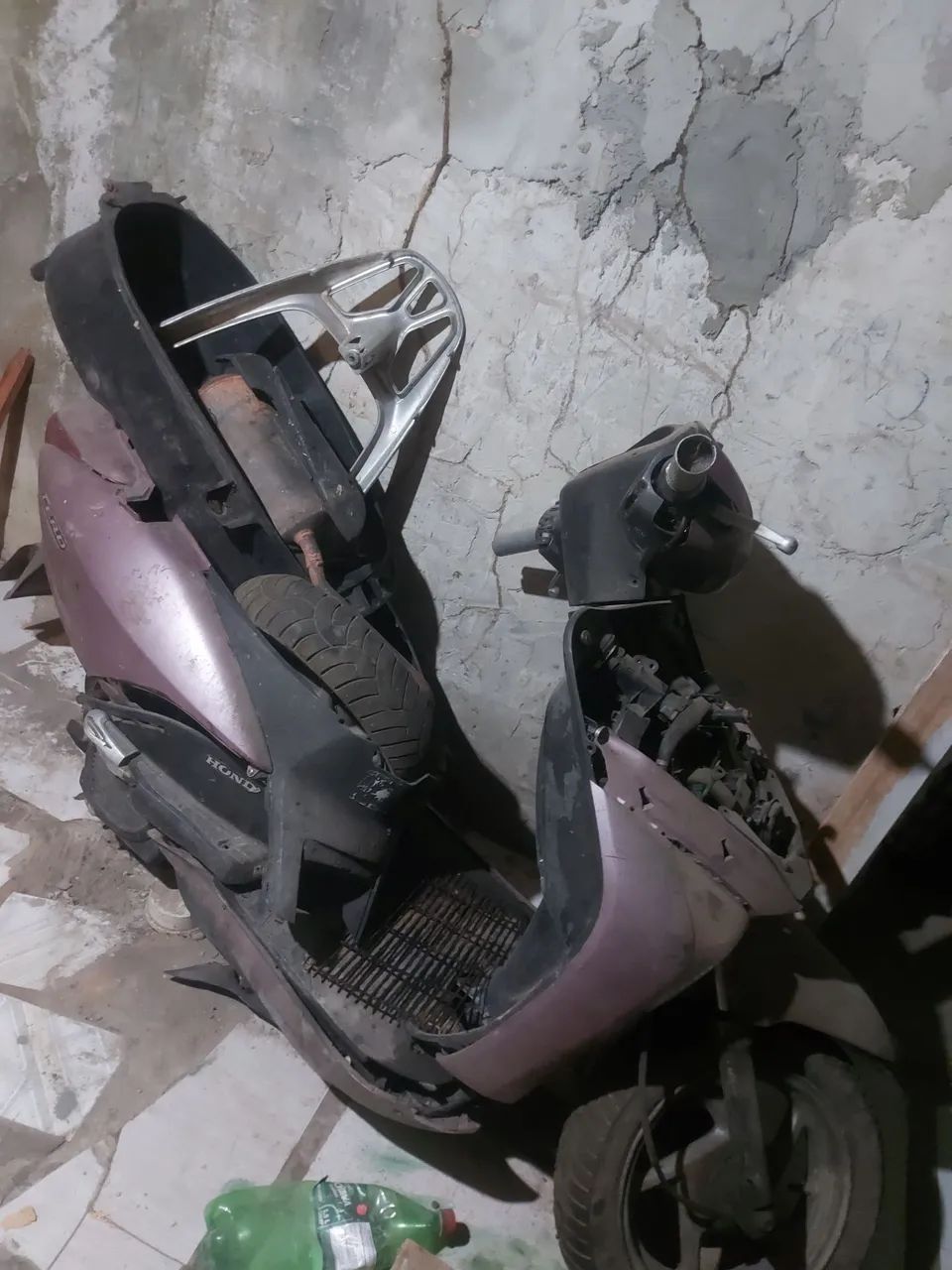 Lead Honda retirada de peças 