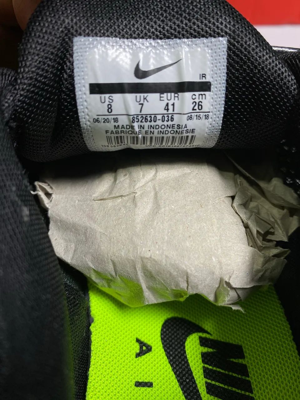 Nike Air Max Plus 'Black Volt' 2018 - Foto 5