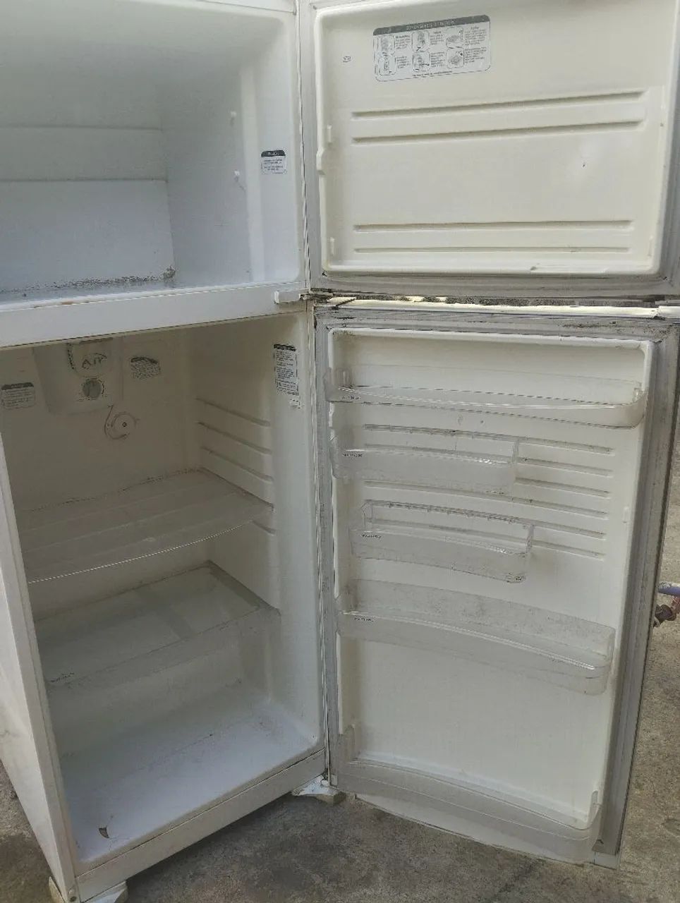 Vendo geladeira entrego ler anúncio  - Foto 4