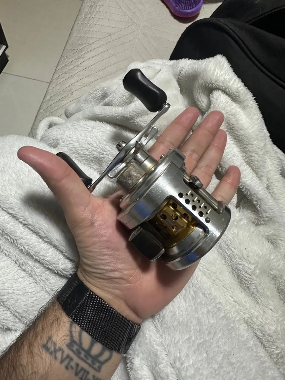 Carretilha Shimano Calcutta Conquest 201 DC