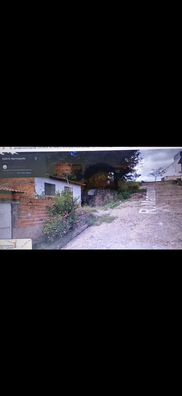 Casa bem localizada...