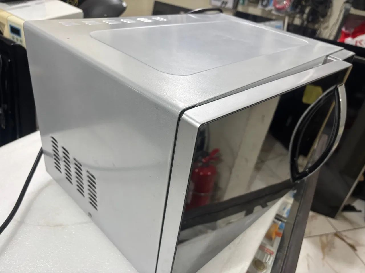 Micro-ondas espelhado com inox 