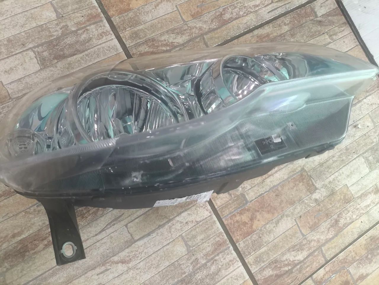 Farol Palio g3 lado direito marca arteb - Foto 3