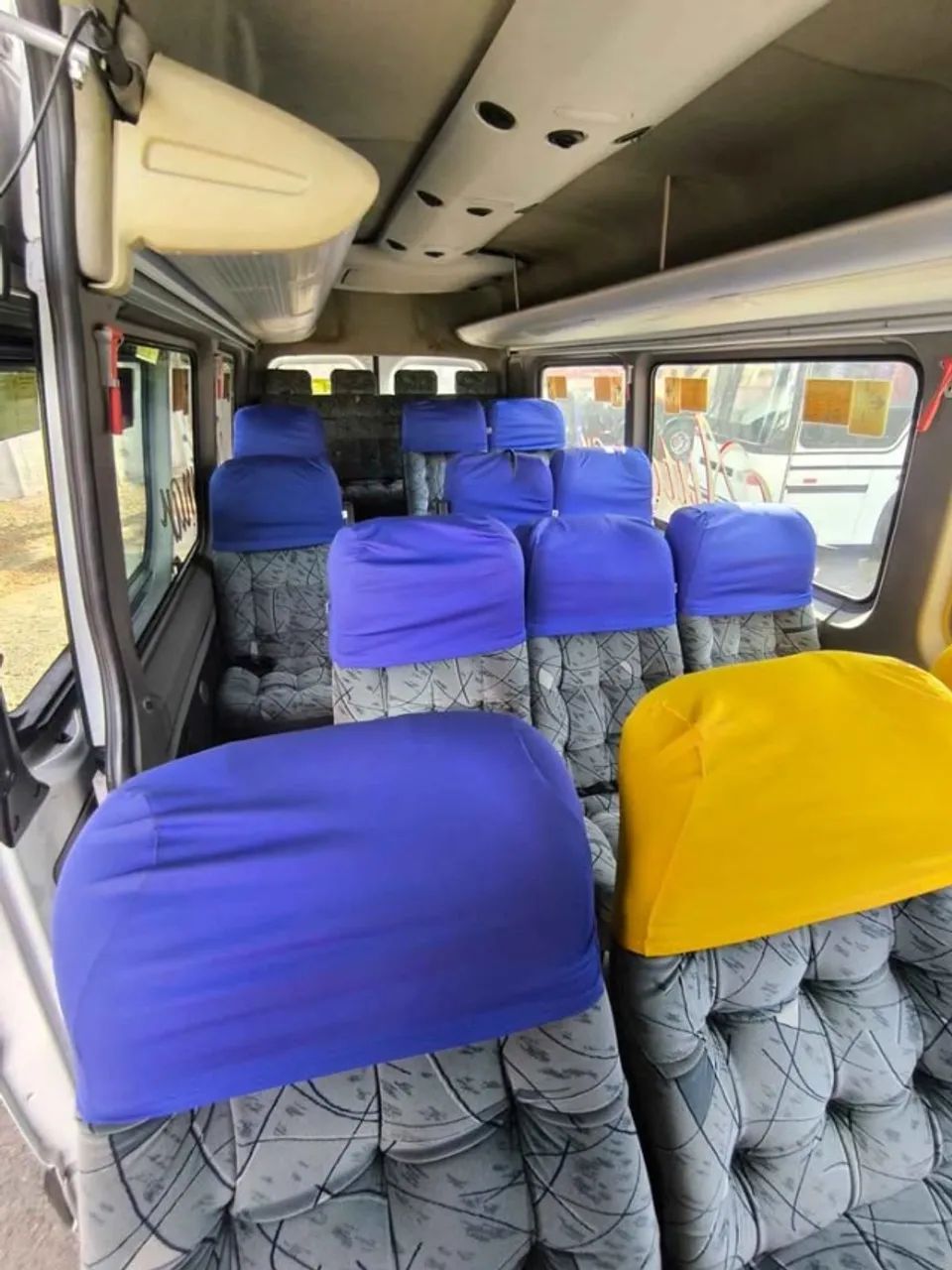 Mercedes Van Sprinter 515 2013 18 Lugares  - Foto 9