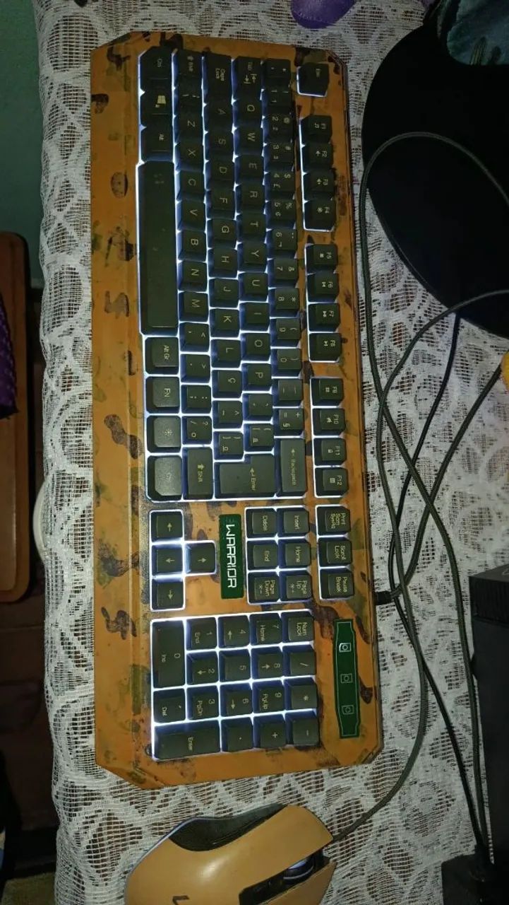 Gaming Keyboard64842081761922120