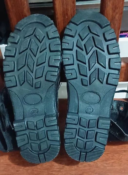 Coturno preto n38 NOVO - Foto 2