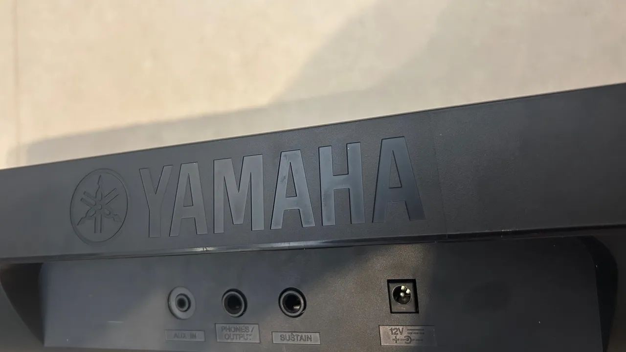 Teclado Yamaha PSR-E253 - Usado (Excelente Estado) - Foto 5