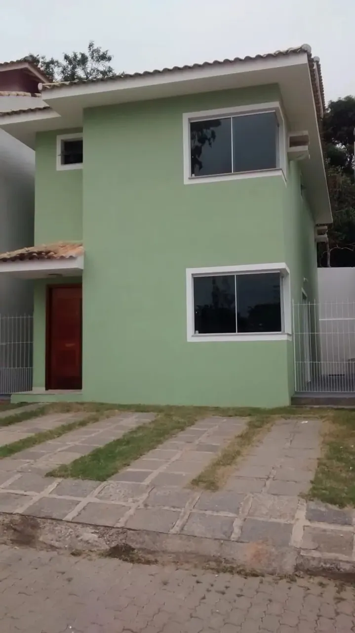 Casas para locação na Granja dos Cavaleiros em Macaé/RJ, 03 Quartos com suíte e 1 Vaga.