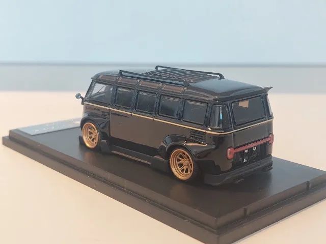 VW Kombi estilo RWB 1/64 Preta - Foto 3
