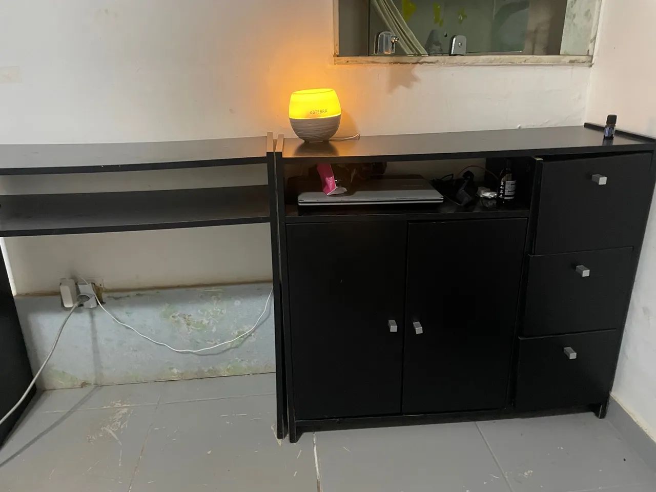 Mesa com duas partes 