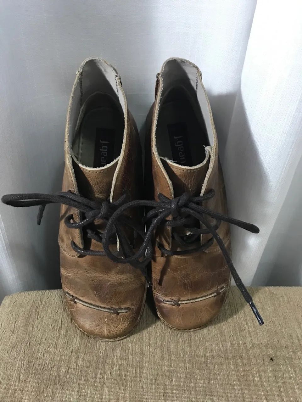 Botas de Couro Marrom - Estilo Vintage - Foto 3