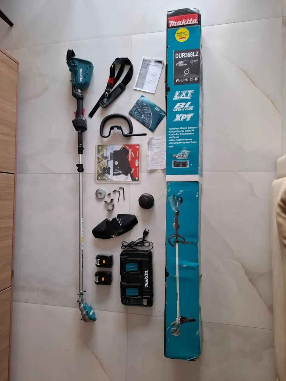 Roçadeira a Bateria Makita DUR368LZ - Jardim Perfeito