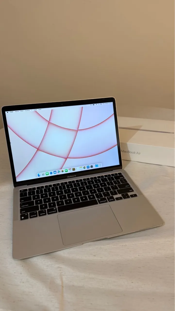 MacBook Air m1 8gb ram ssd