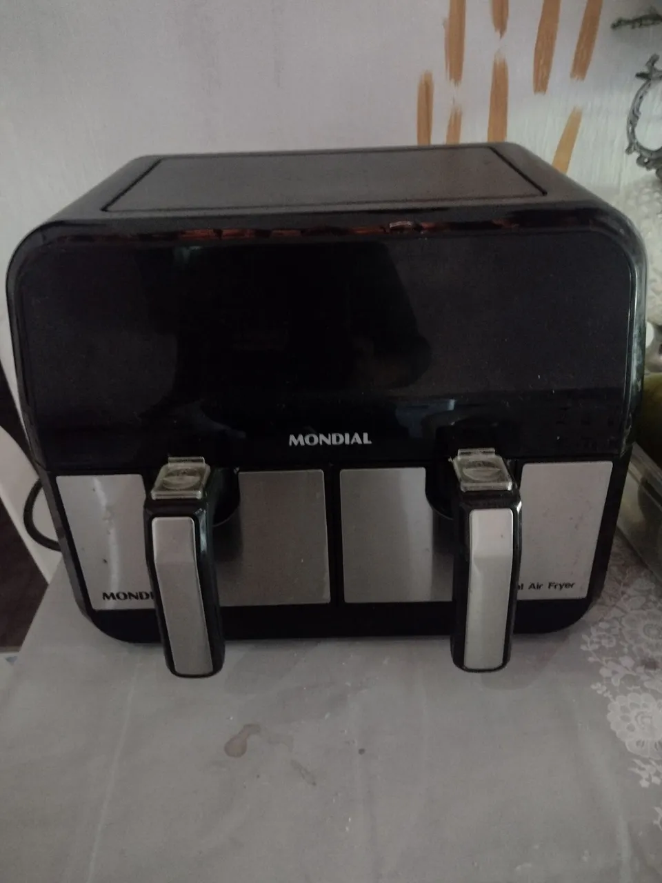 Air Fryer Mondial Dupla 8L - Nova!