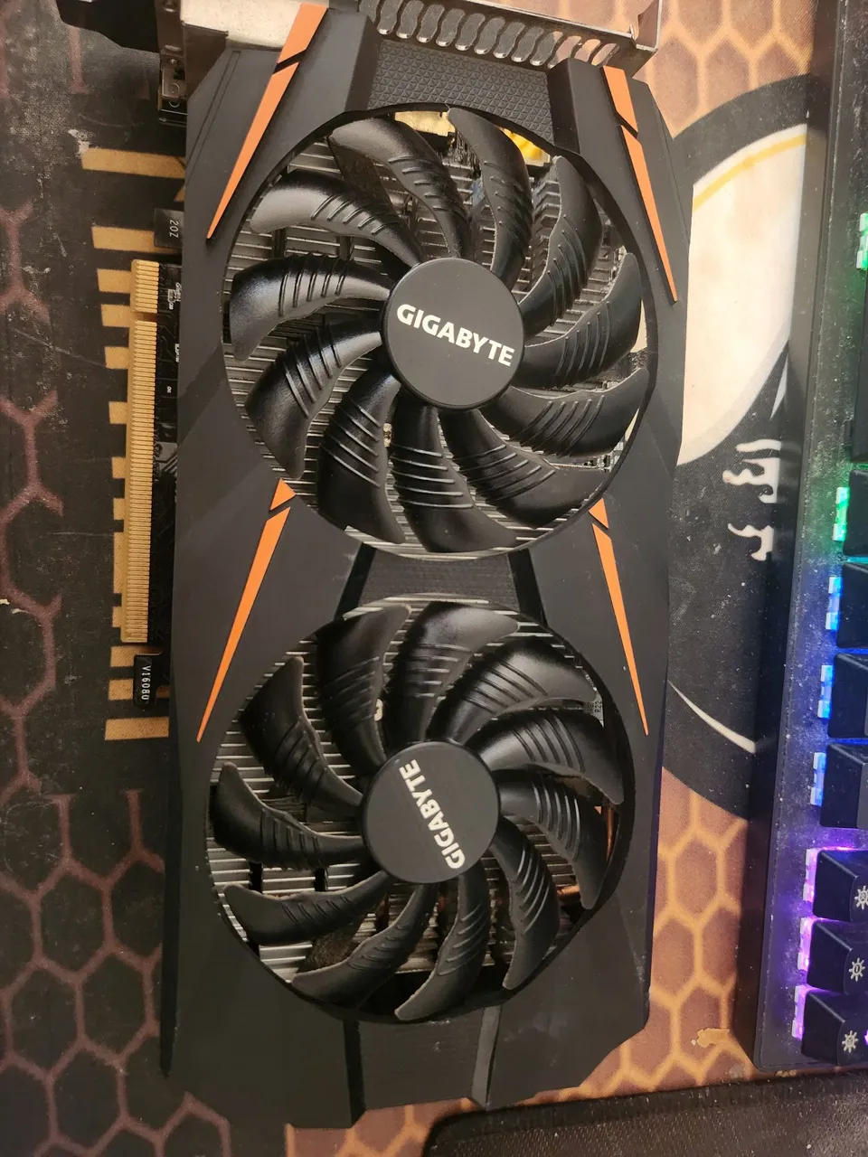 Placa de Vídeo Gigabyte GTX 1060 3gb