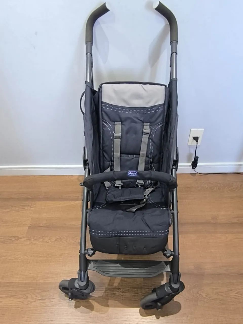 Carrinho De Bebê De Passeio Liteway 4 Basic Jet Black Chicco