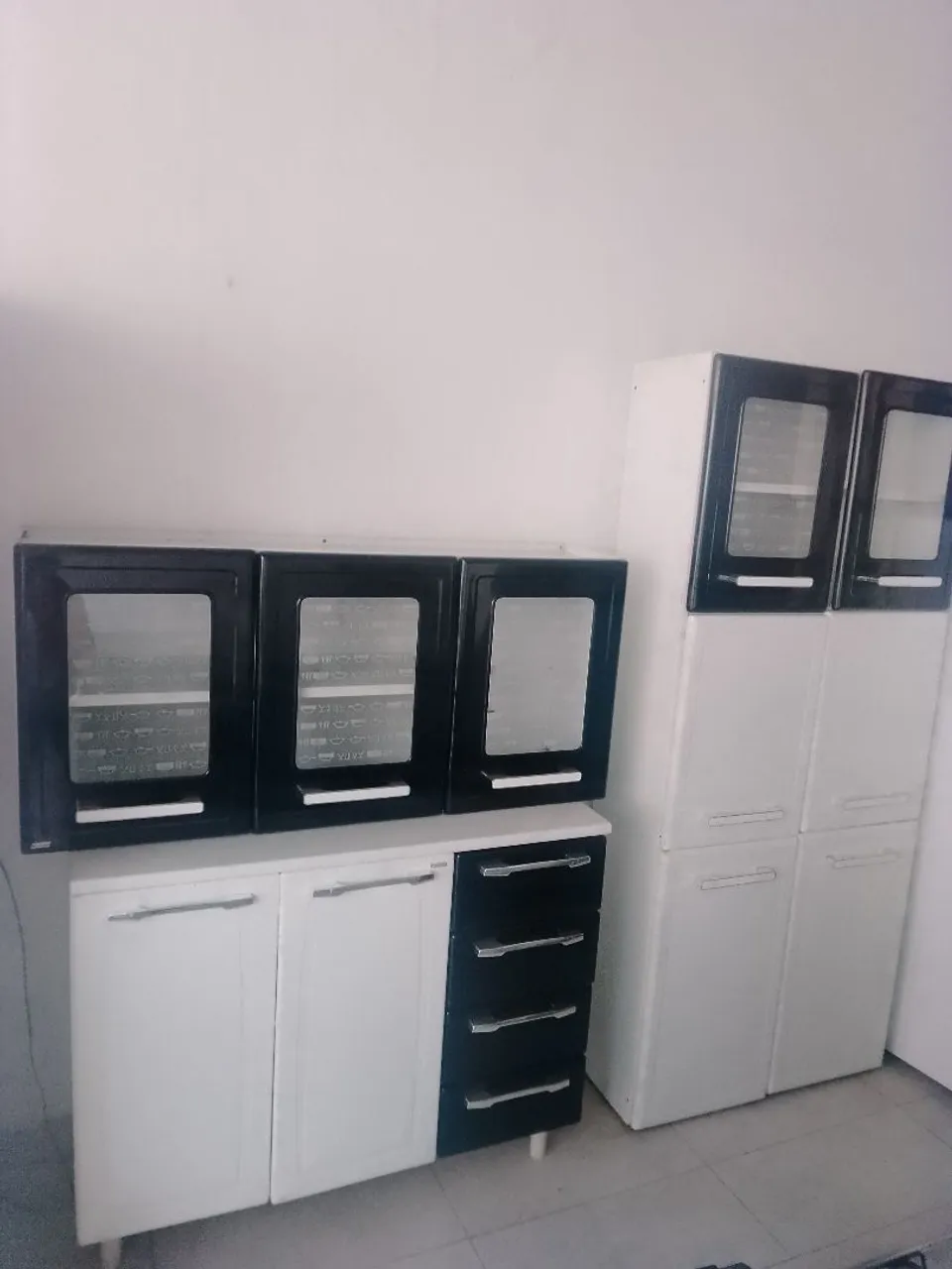Armário de cozinha completo