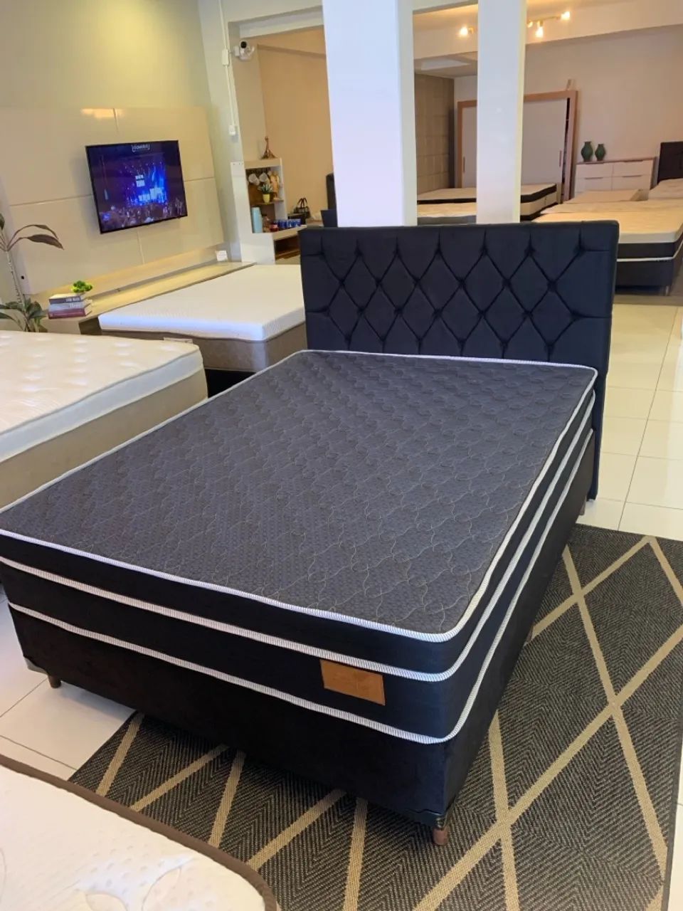 Cama de Casal NOVA - BASE BOX + COLCHÃO - ENTREGA GRÁTIS! - Foto 3