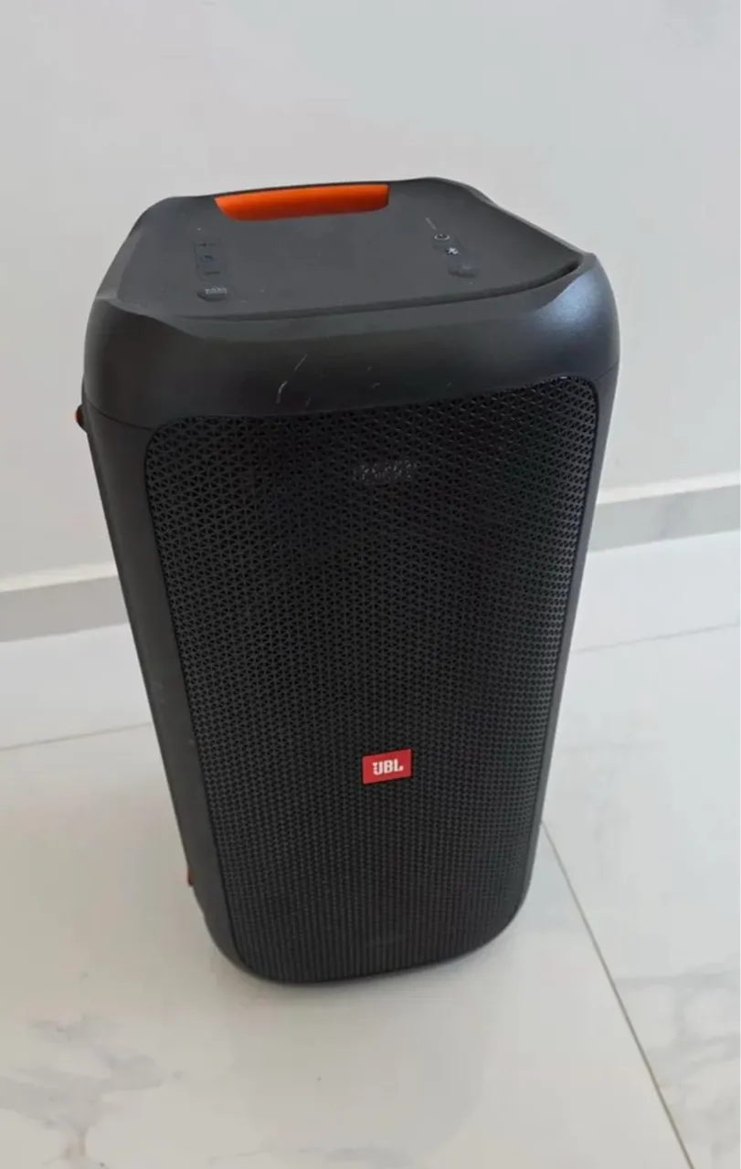 Caixa de Som JBL PartyBox