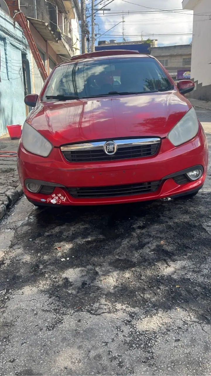 Fiat Grand Siena 1.4 evo ( pequena monta ) 