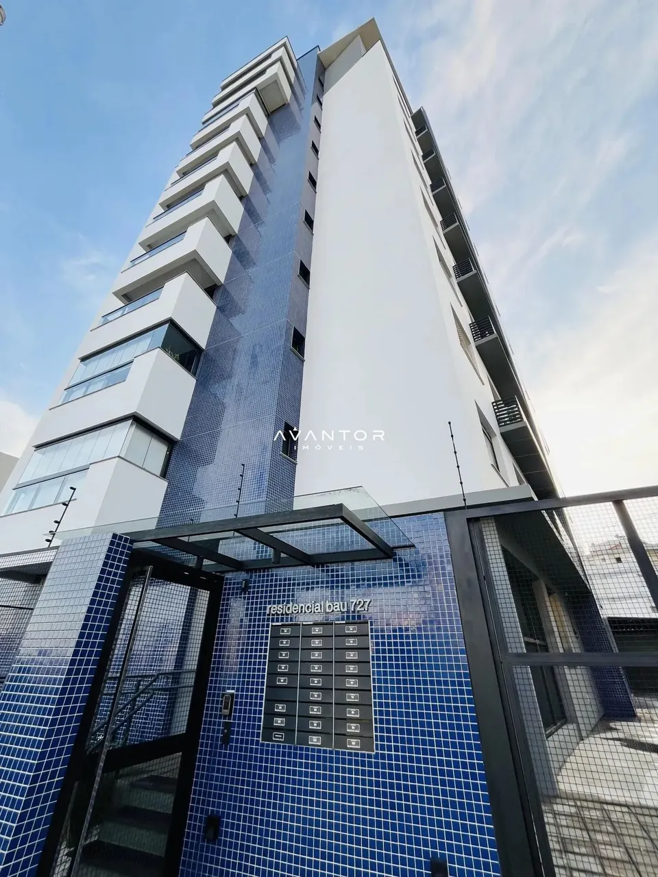 Apartamento, 2 Dormitórios, 1 Suíte, 2 Banheiros, 1 Vaga, Lourdes