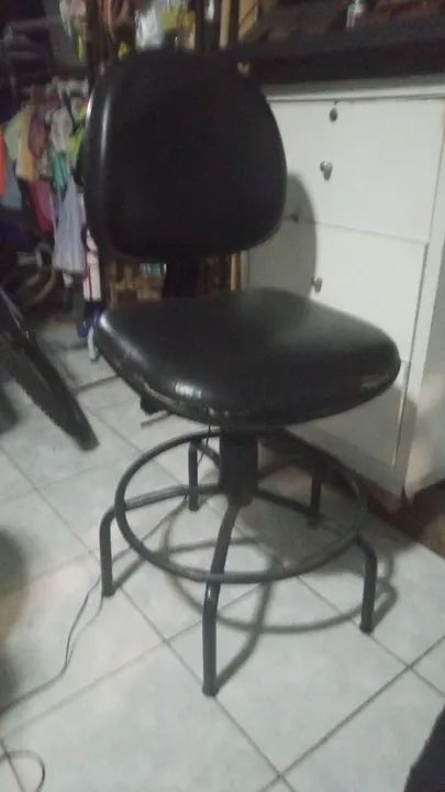 Bancada de vidro com armação em ferro... - Foto 4