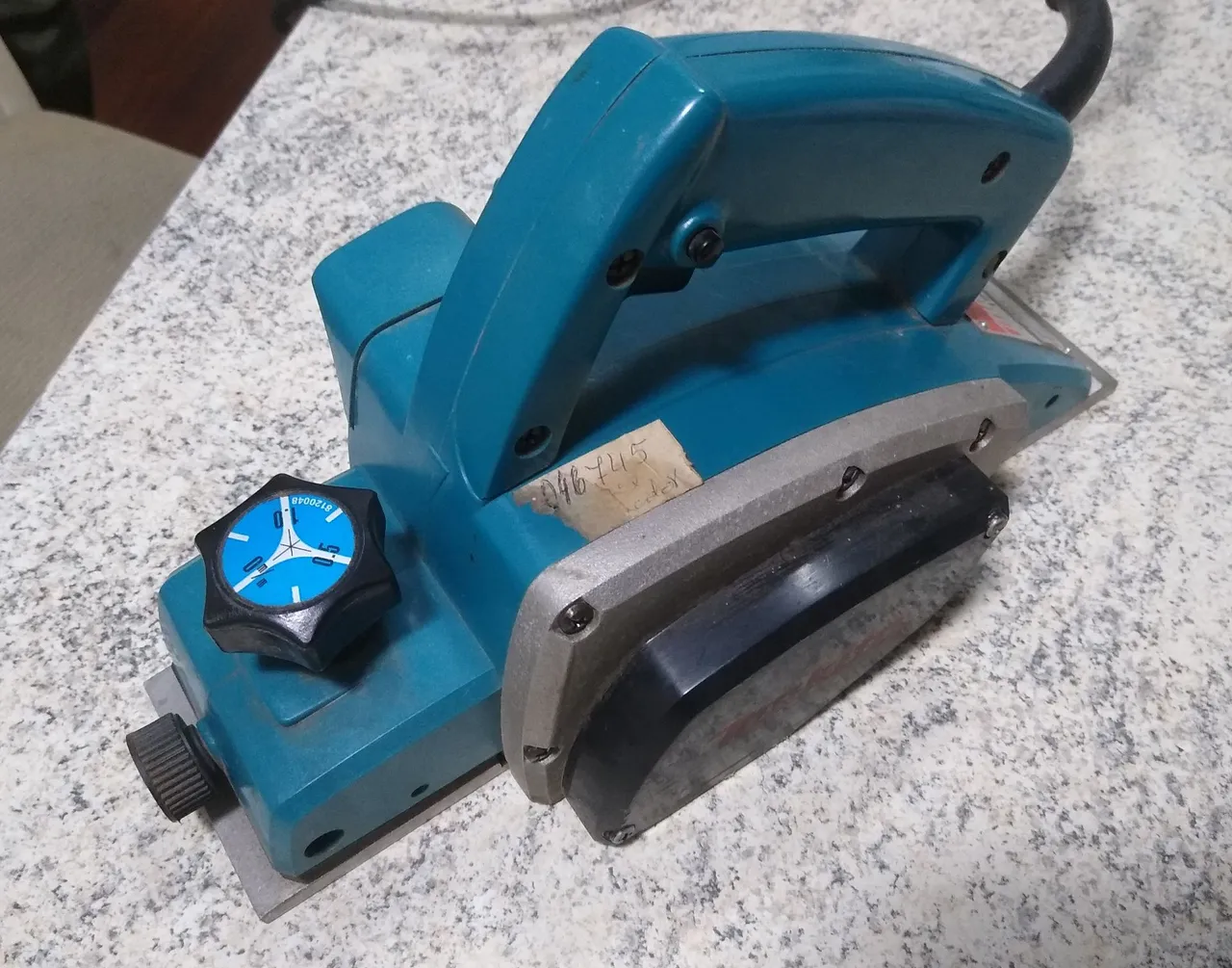 Plaina Elétrica Makita