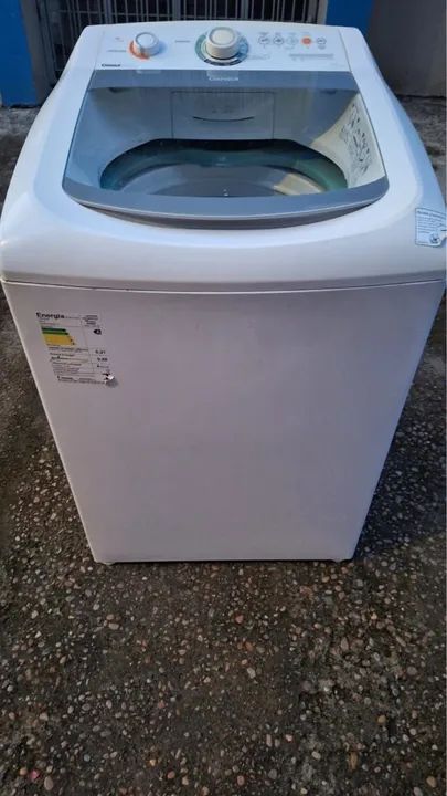 Máquina de Lavar Roupa cônsul 11 kg semi nova 