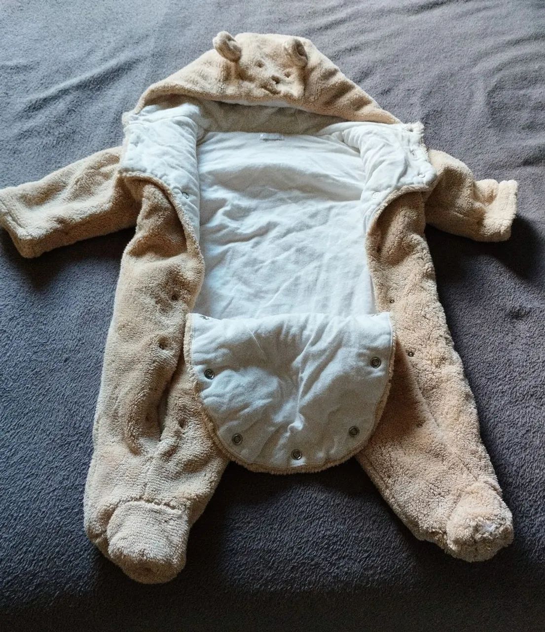 Macacão de Bebê Ursinho Quentinho - Semi novo e Confortável - Foto 4