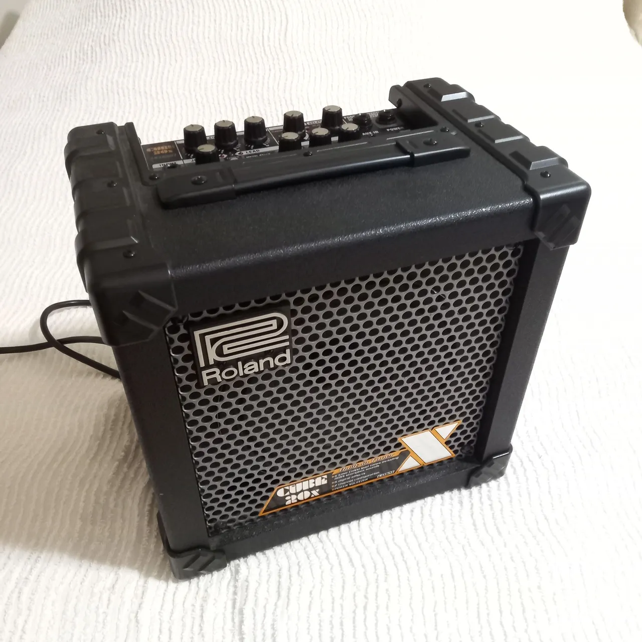 Amplificador Roland Cube-20X - Guitarra