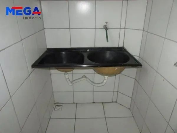 Loja comercial no bairro Benfica em Fortaleza, CE - Foto 4