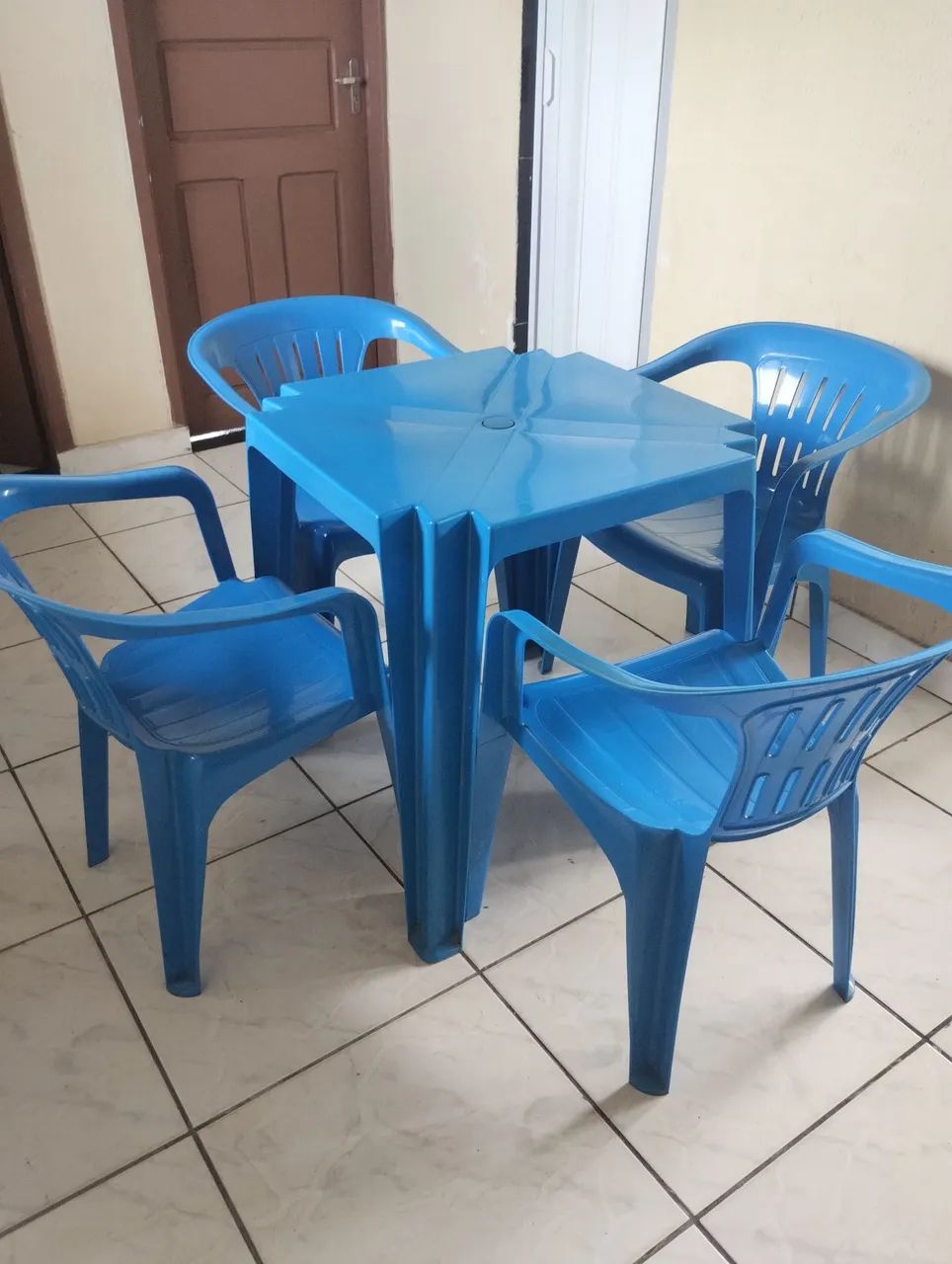 Conjunto de mesa e cadeiras Tramontina  - Foto 4