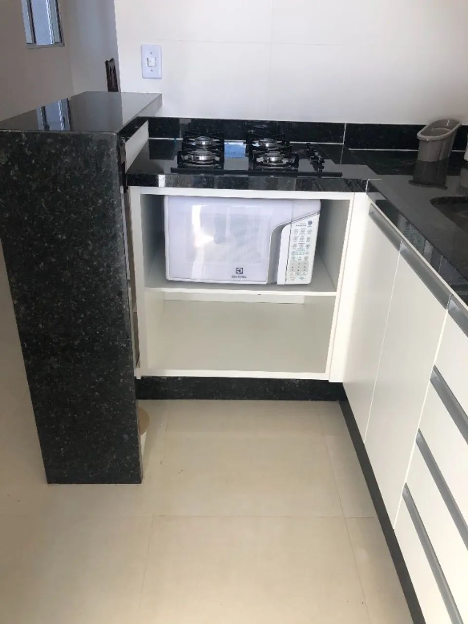 Apartamento mobiliado, dois quartos, bairro Piratininga - Foto 5