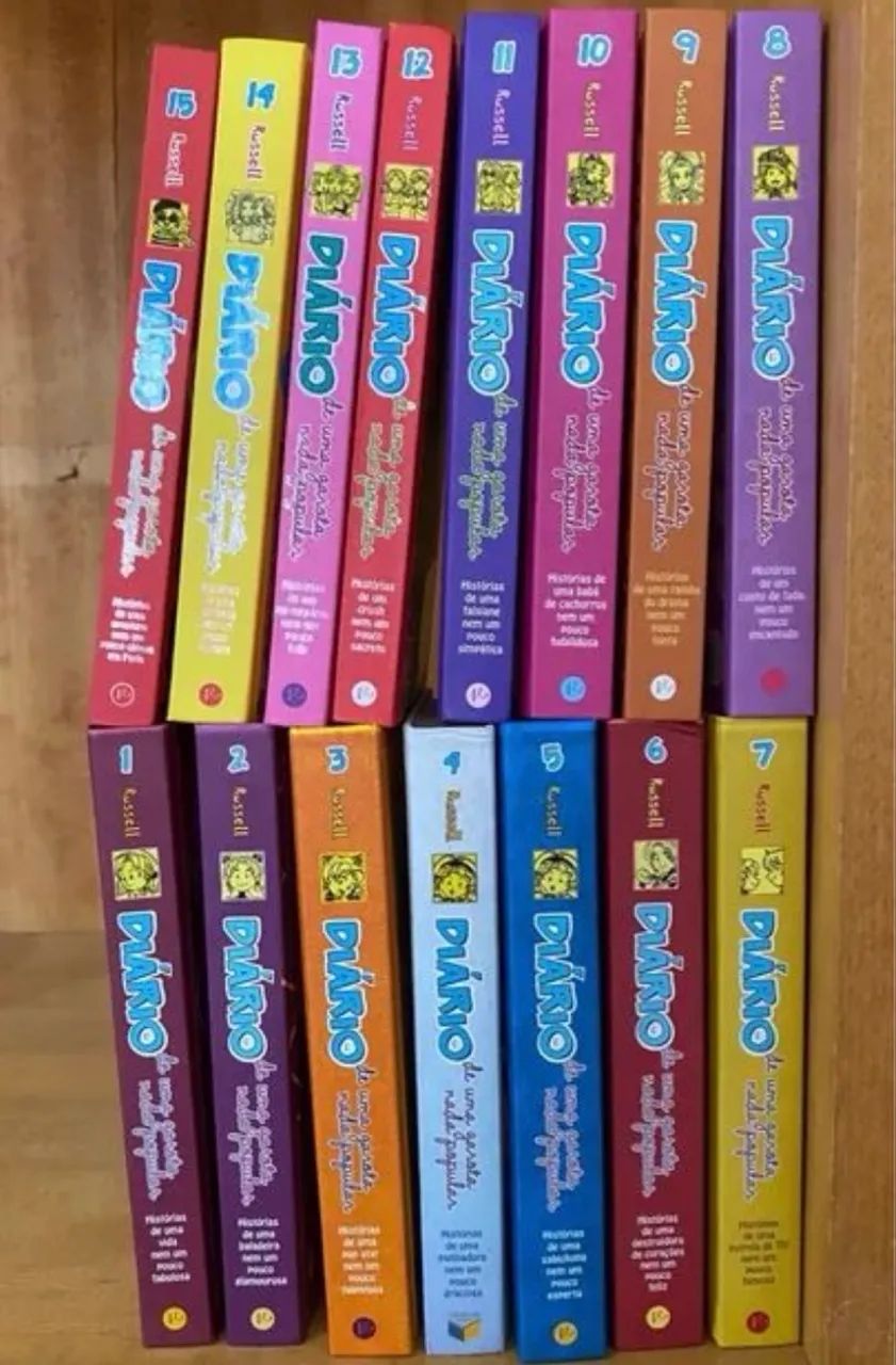Coleção completa de Diário de uma garota Nada Popular