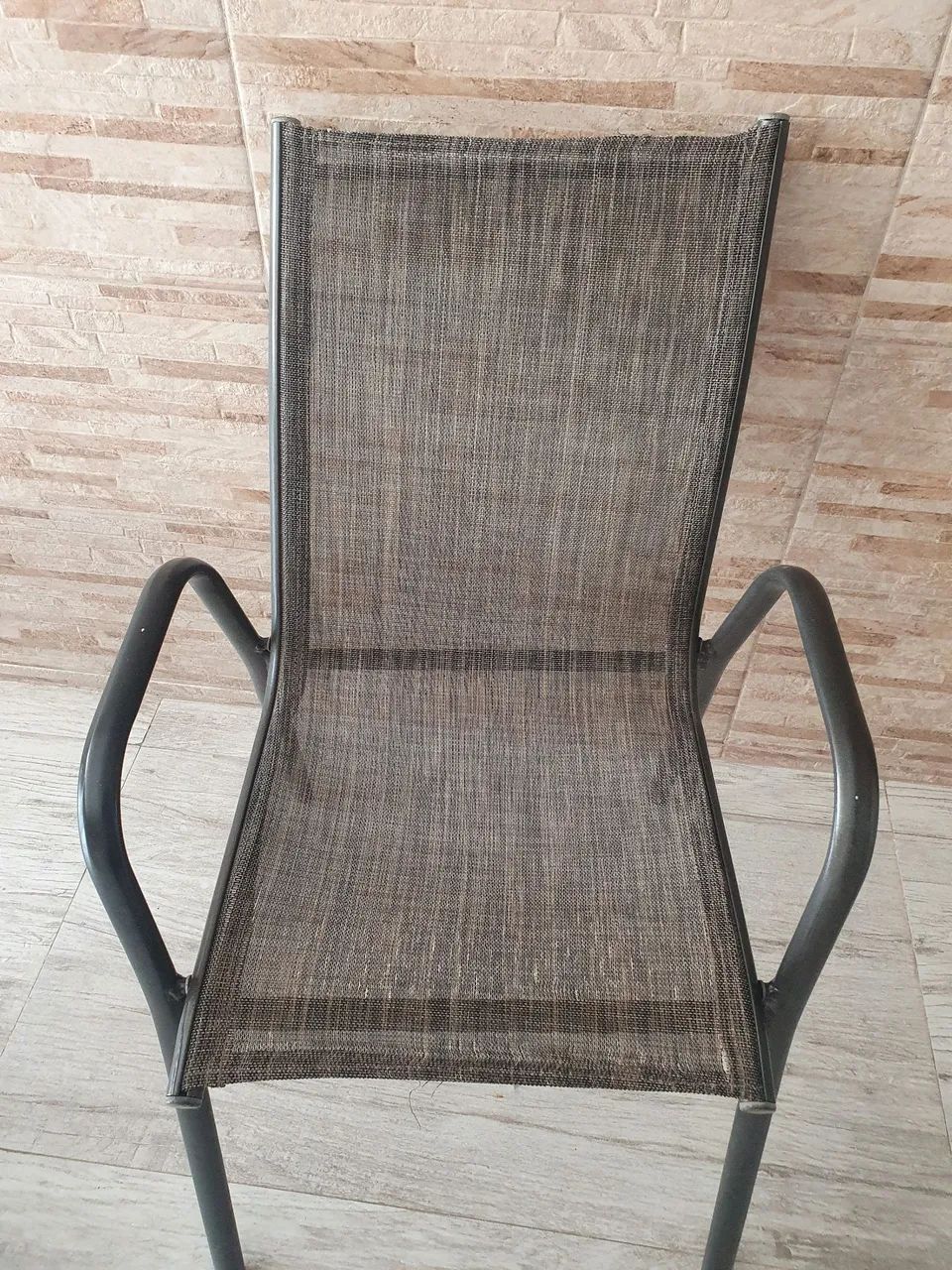 Conjunto de Mesa e Cadeiras + ombrelone para área externa e piscina  - Foto 3