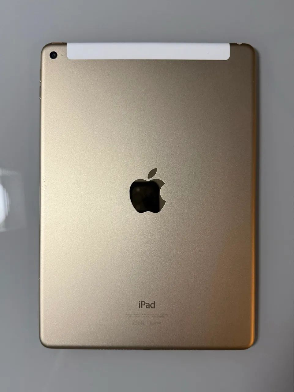 iPad Air 2 32GB Dourado Wi-Fi + Cellular - Tablets e E-Readers