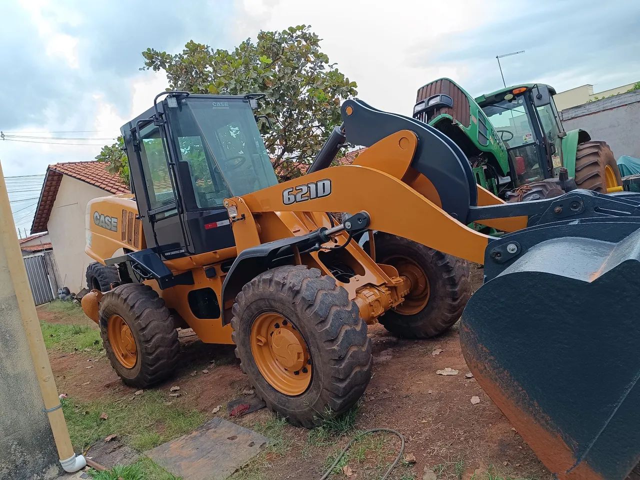 Pá Carregadeira CASE 621D