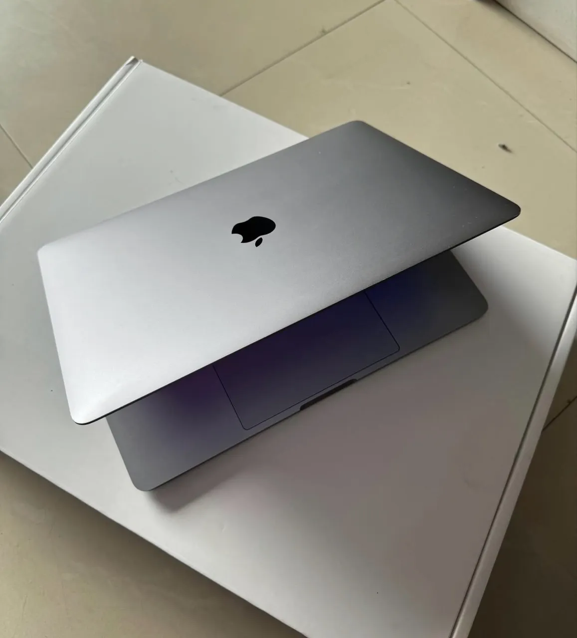 macbook pro 13 2019