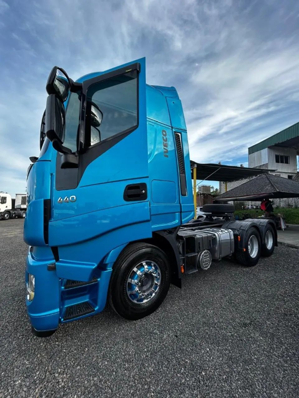 Iveco Stralis 440 - 2020 - 6x2 -teto Alto  - Foto 6