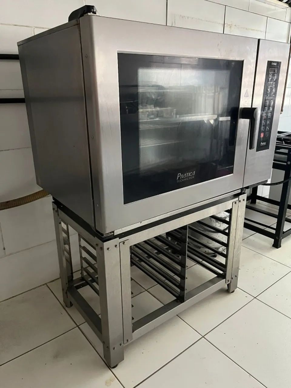 FORNO ELETRICO COMBINADO PRATICA (C-MAX 6) COM BASE INOX