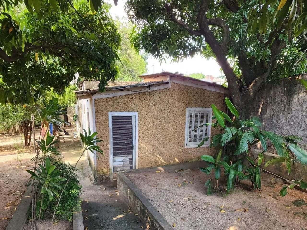 Chácara de 1200 m² com excelente localização toda arborizada na Vila Barcelona em Sorocaba - Foto 3