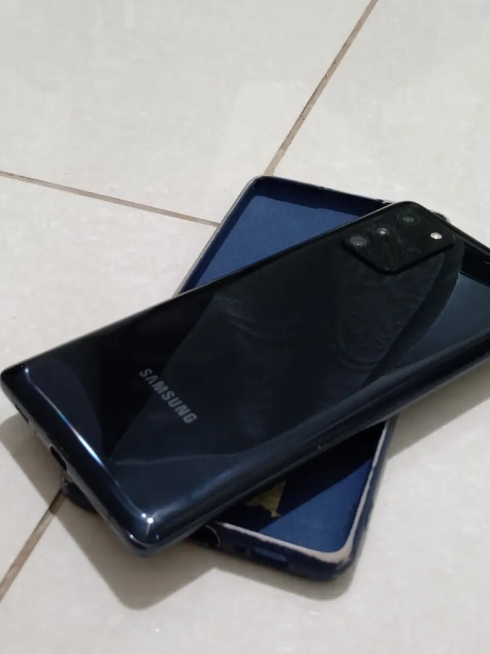 Samsung S10 Lite
