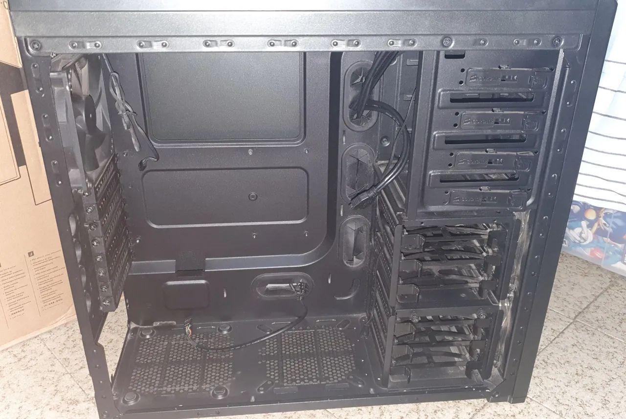 Gabinete Corsair Carbide 500R - Foto 4