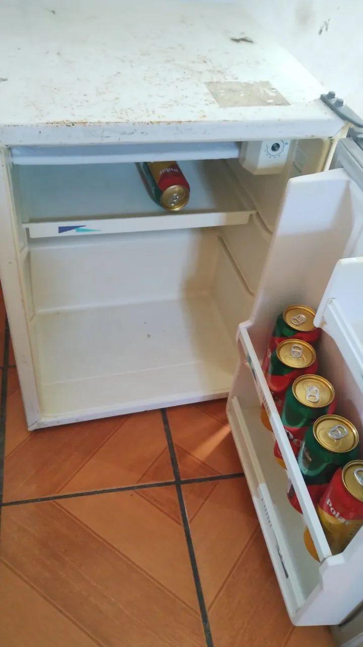 Frigobar compacto