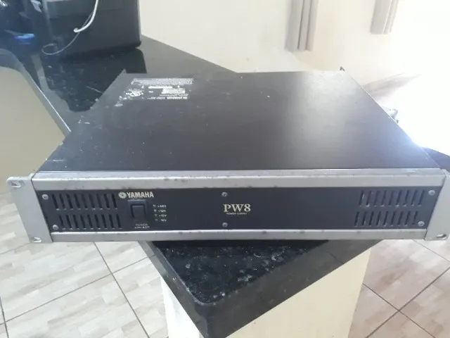 Fonte mesa de som yamaha