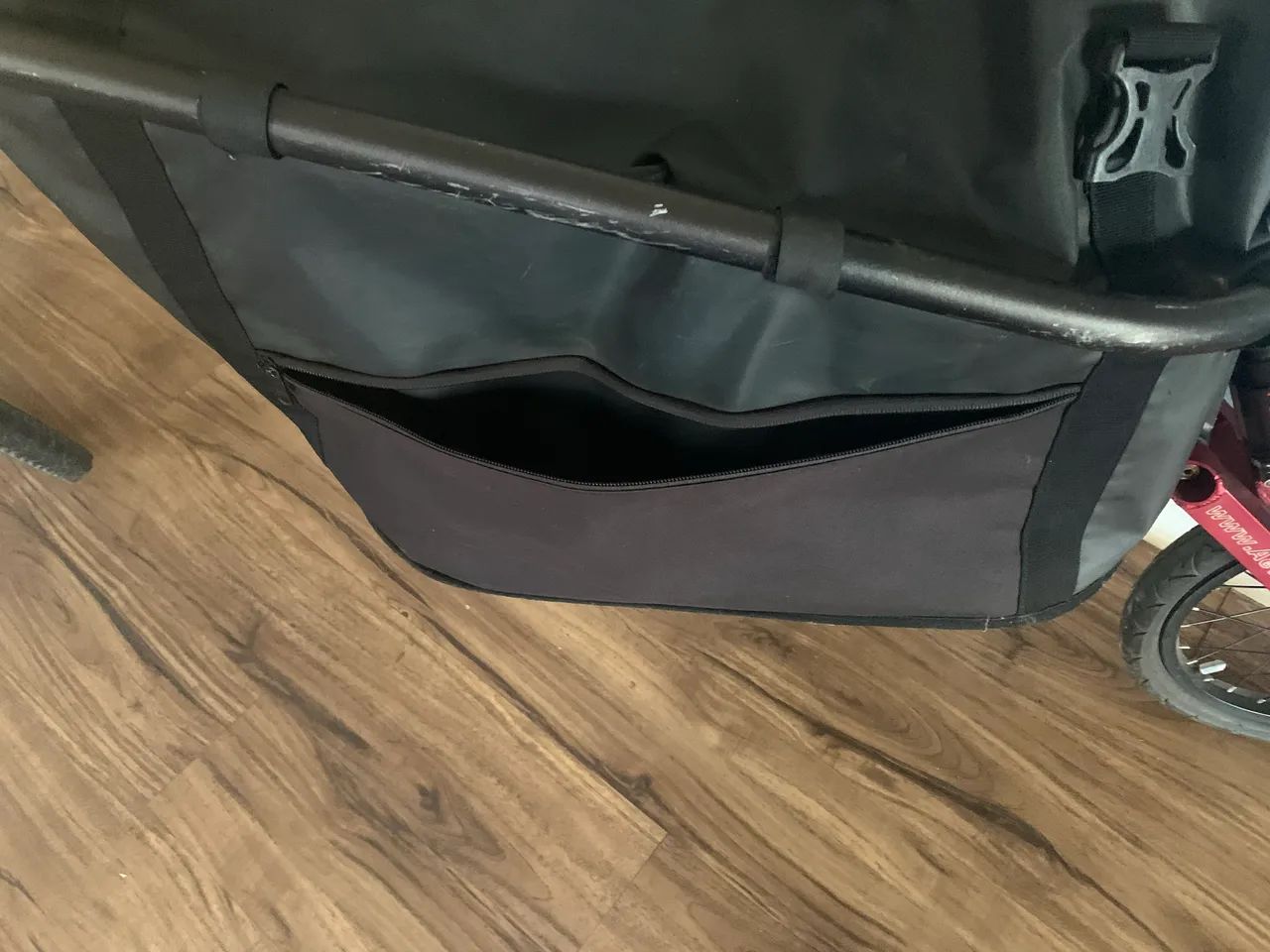 Reboque para bikes com suspensão.  - Foto 5